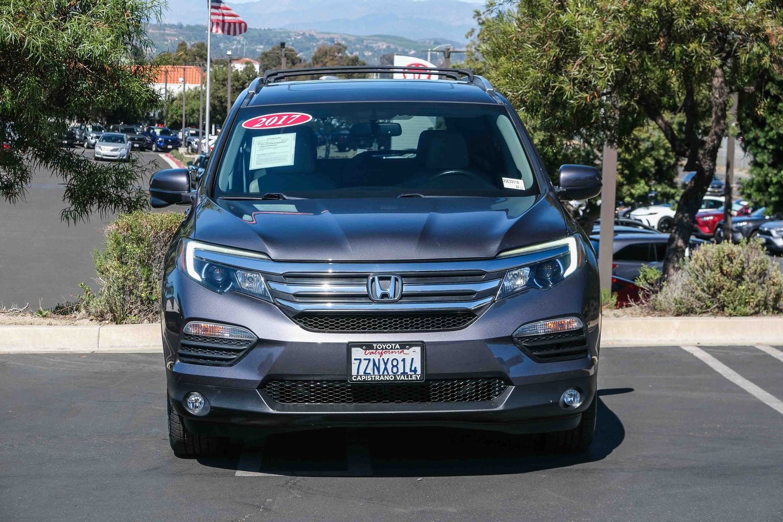 2017 Honda Pilot EX-L photo 2