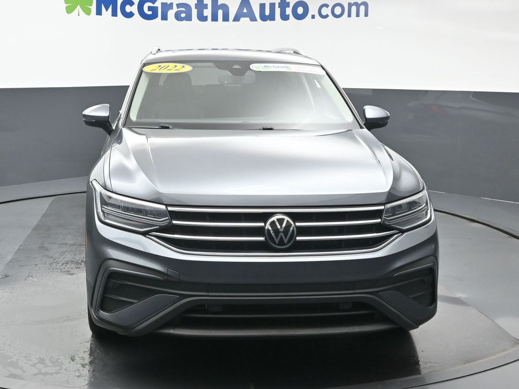2022 Volkswagen Tiguan SE photo 3