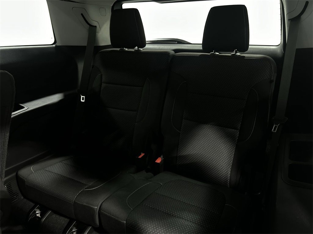 2023 Gmc Acadia SLE photo 24