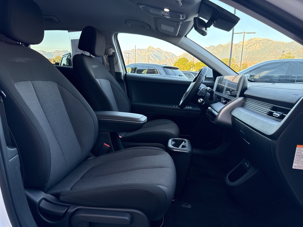 2024 Hyundai Ioniq 5 SEL photo 17