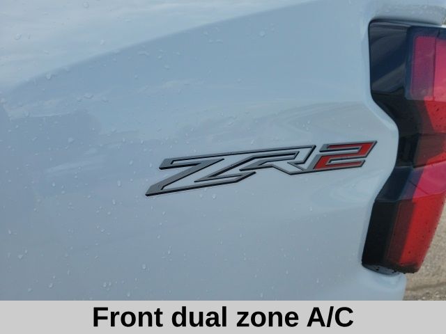 2024 Chevrolet Colorado ZR2 photo 4