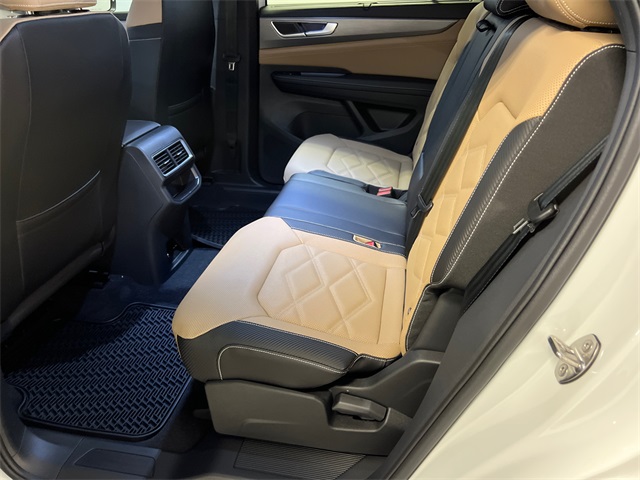 2026 Volkswagen Atlas Cross Sport SE Technology photo 10