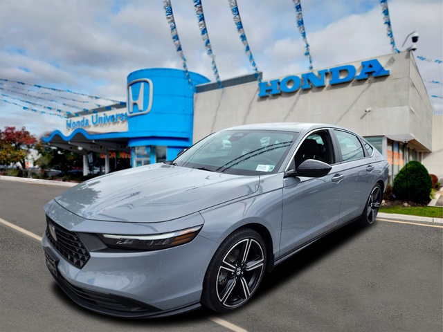 Used 2024 Solar Silver Metallic Honda Sport image 1