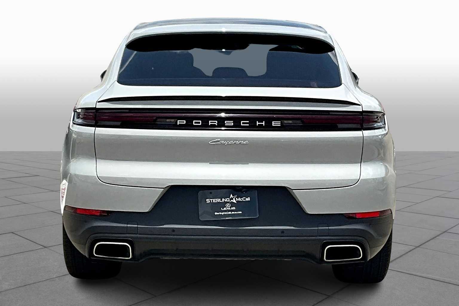 2024 Porsche Cayenne Coupe photo 7