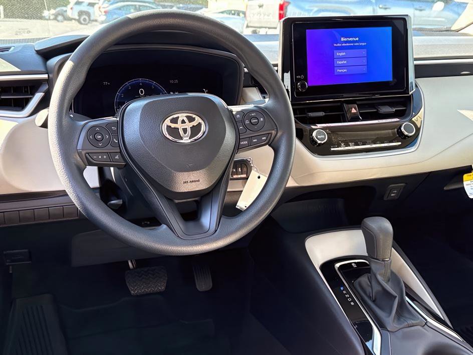 2026 Toyota Corolla LE photo 5