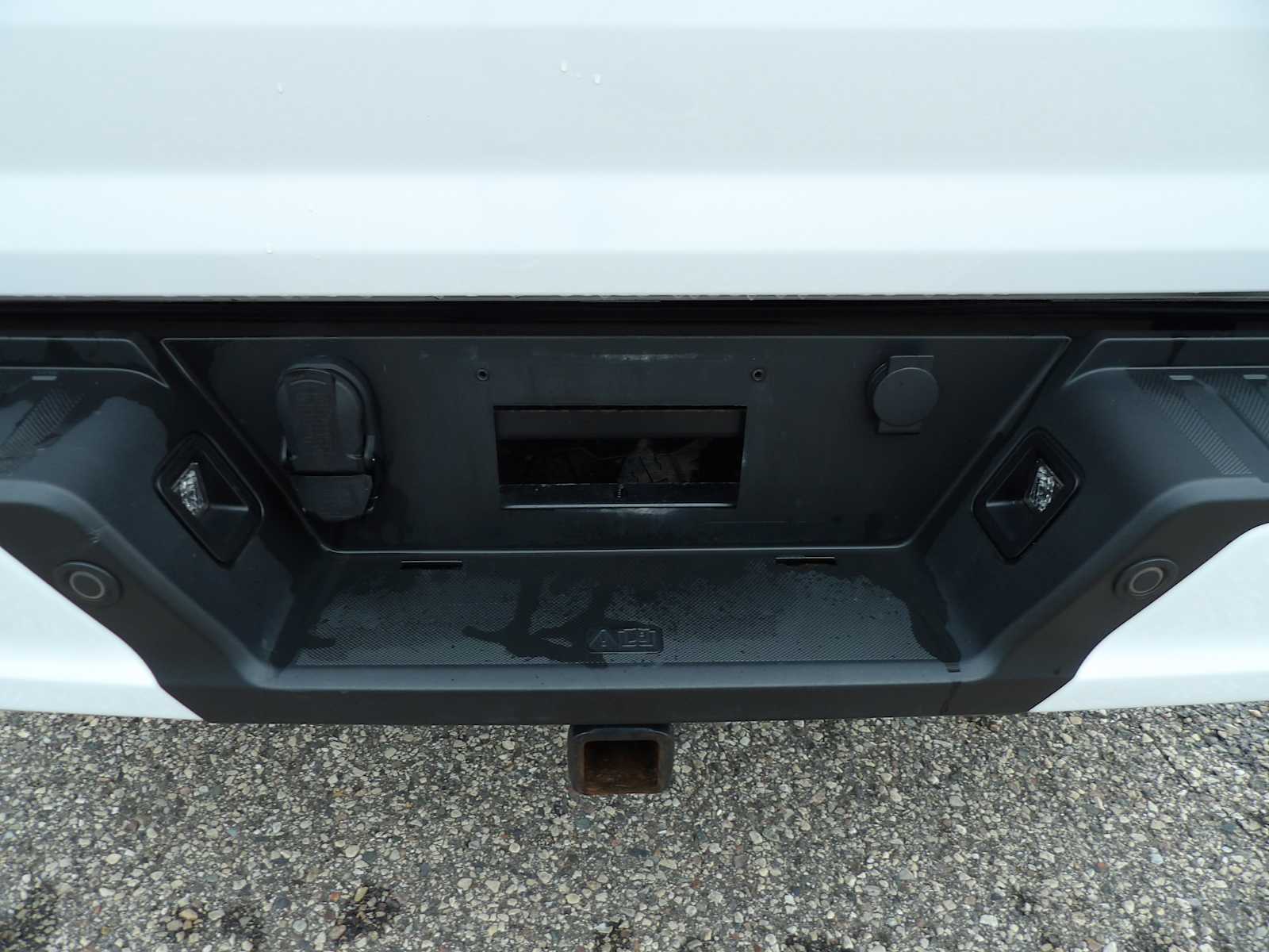 2022 Ford F-150 XL photo 13