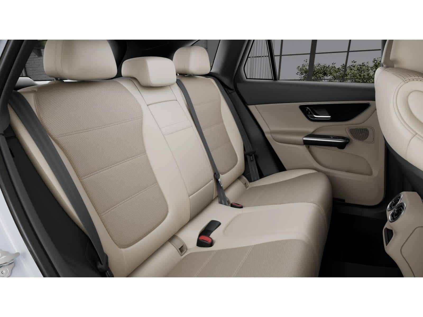 2026 Mercedes Benz GLC 300 photo 4