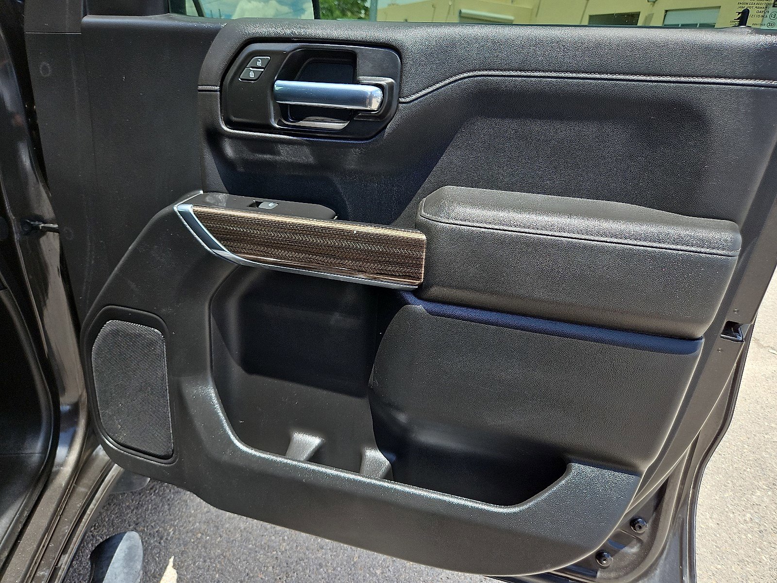 2021 Chevrolet Silverado 1500 LT photo 24