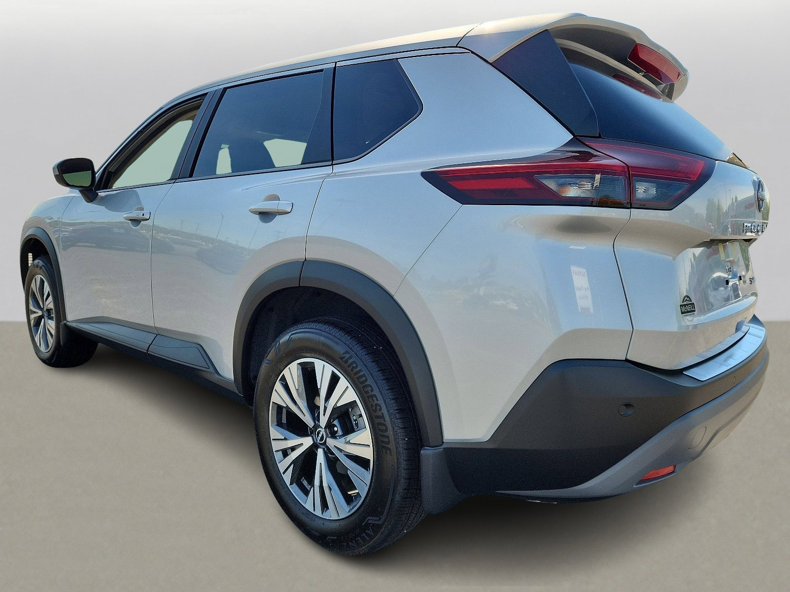 2023 Nissan Rogue SV photo 3