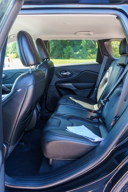 2021 Jeep Cherokee Latitude Lux photo 5