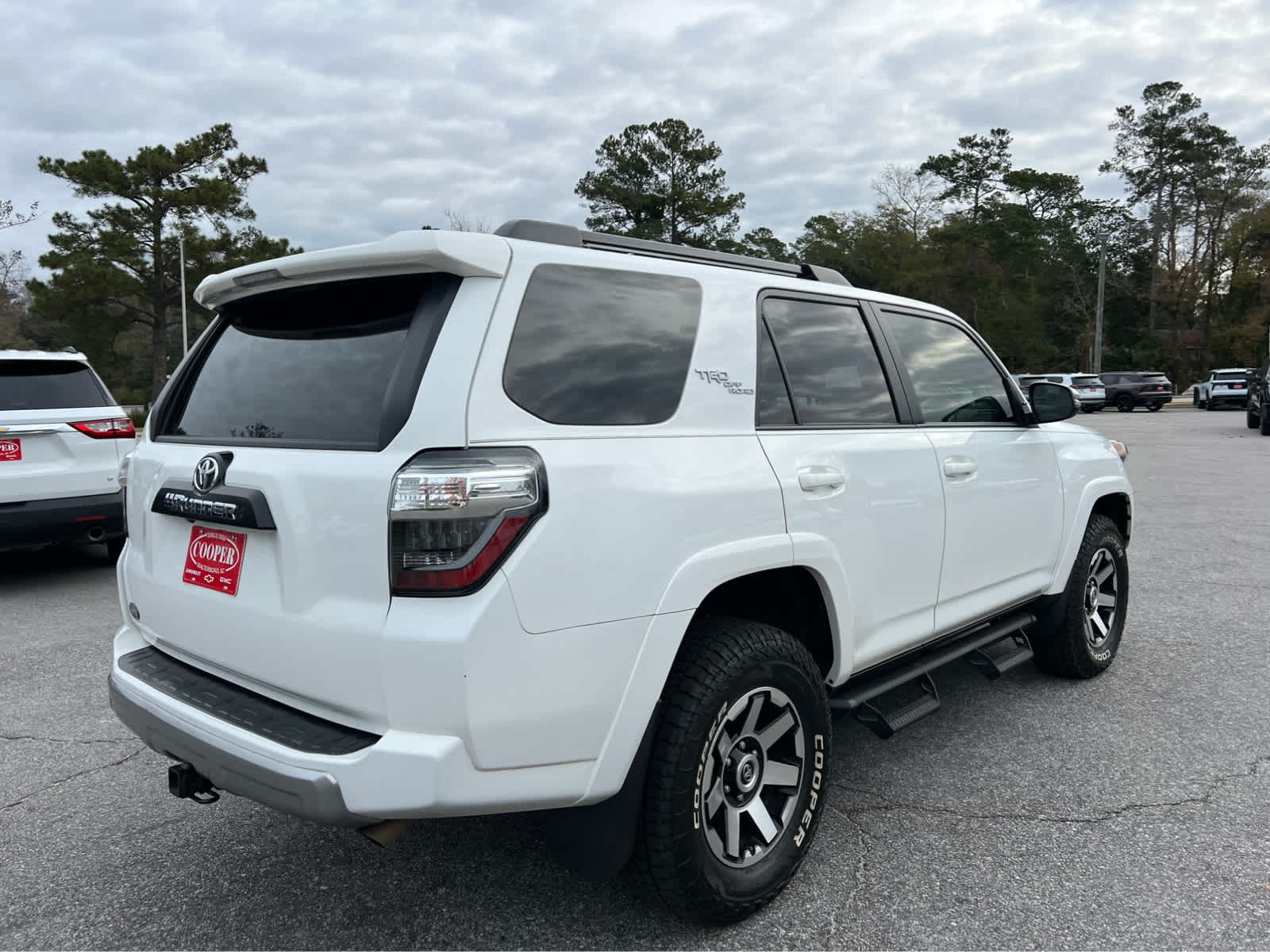 2021 Toyota 4Runner TRD Premium photo 2