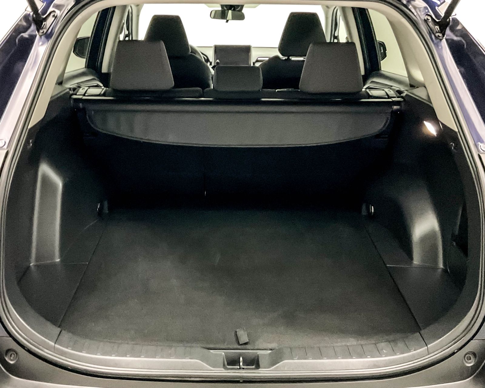 2024 Toyota RAV4 XLE photo 21