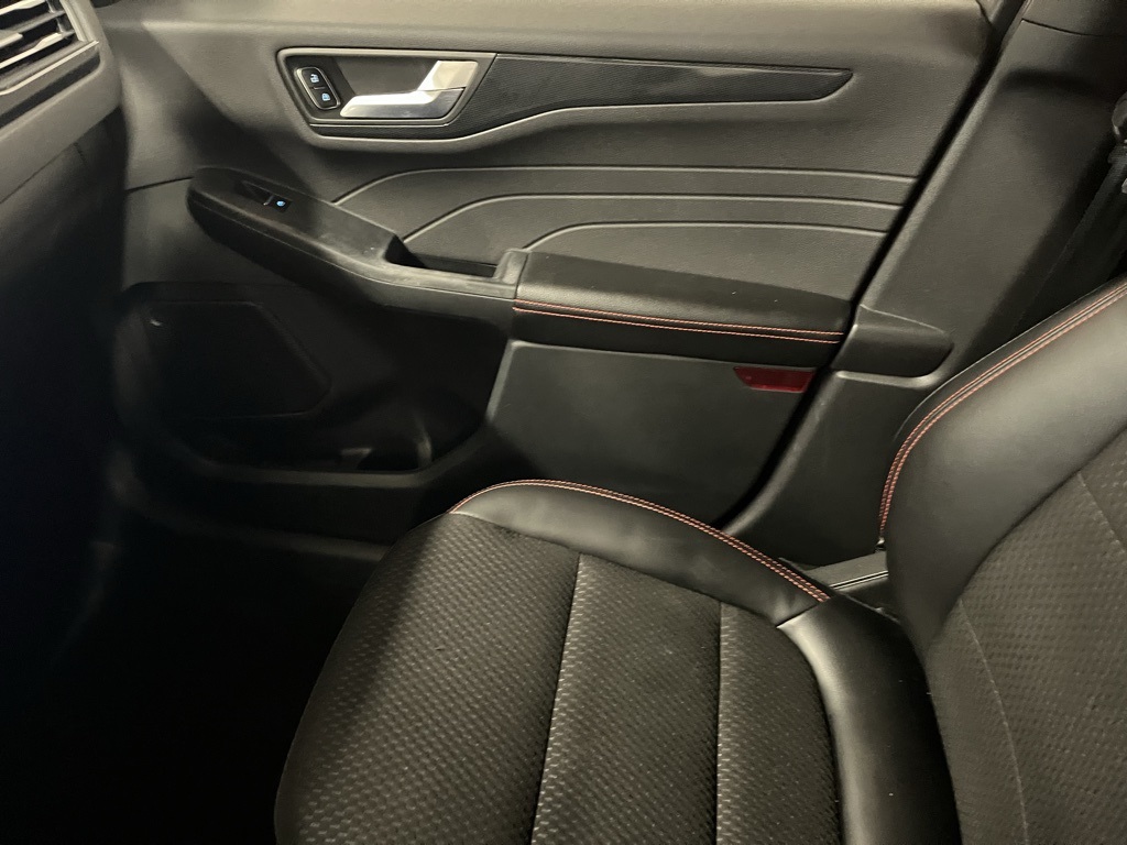 2023 Ford Escape ST-Line photo 13