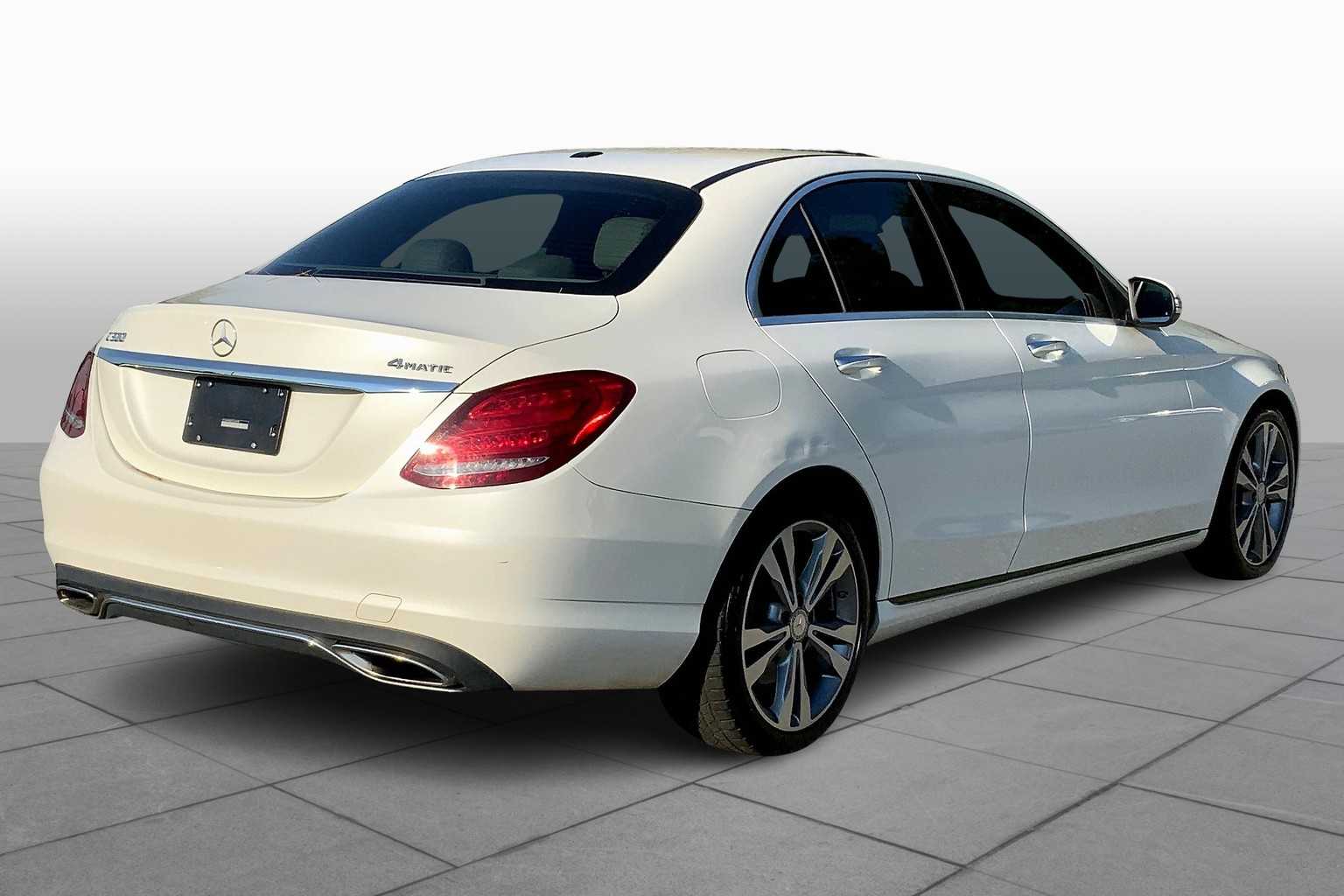 2015 Mercedes Benz C 300 4MATIC photo 11