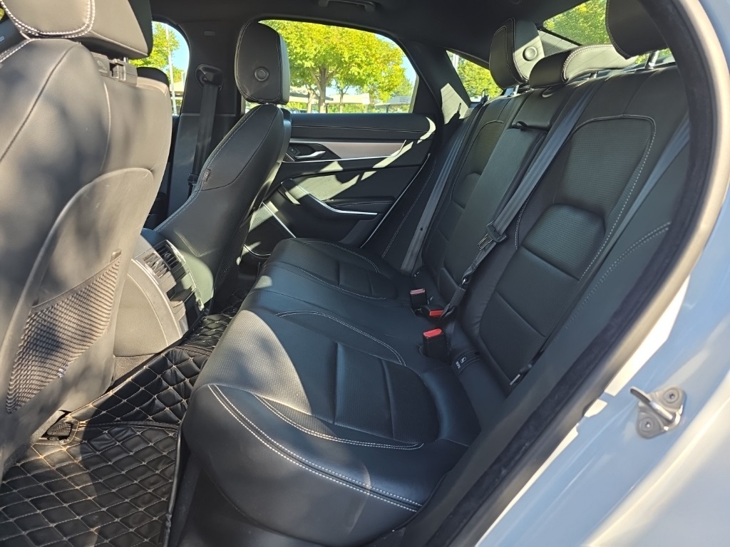 2021 Jaguar XF R-Dynamic SE photo 16