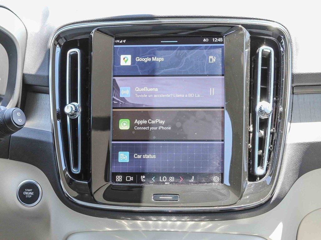2023 Volvo XC40 Plus photo 14