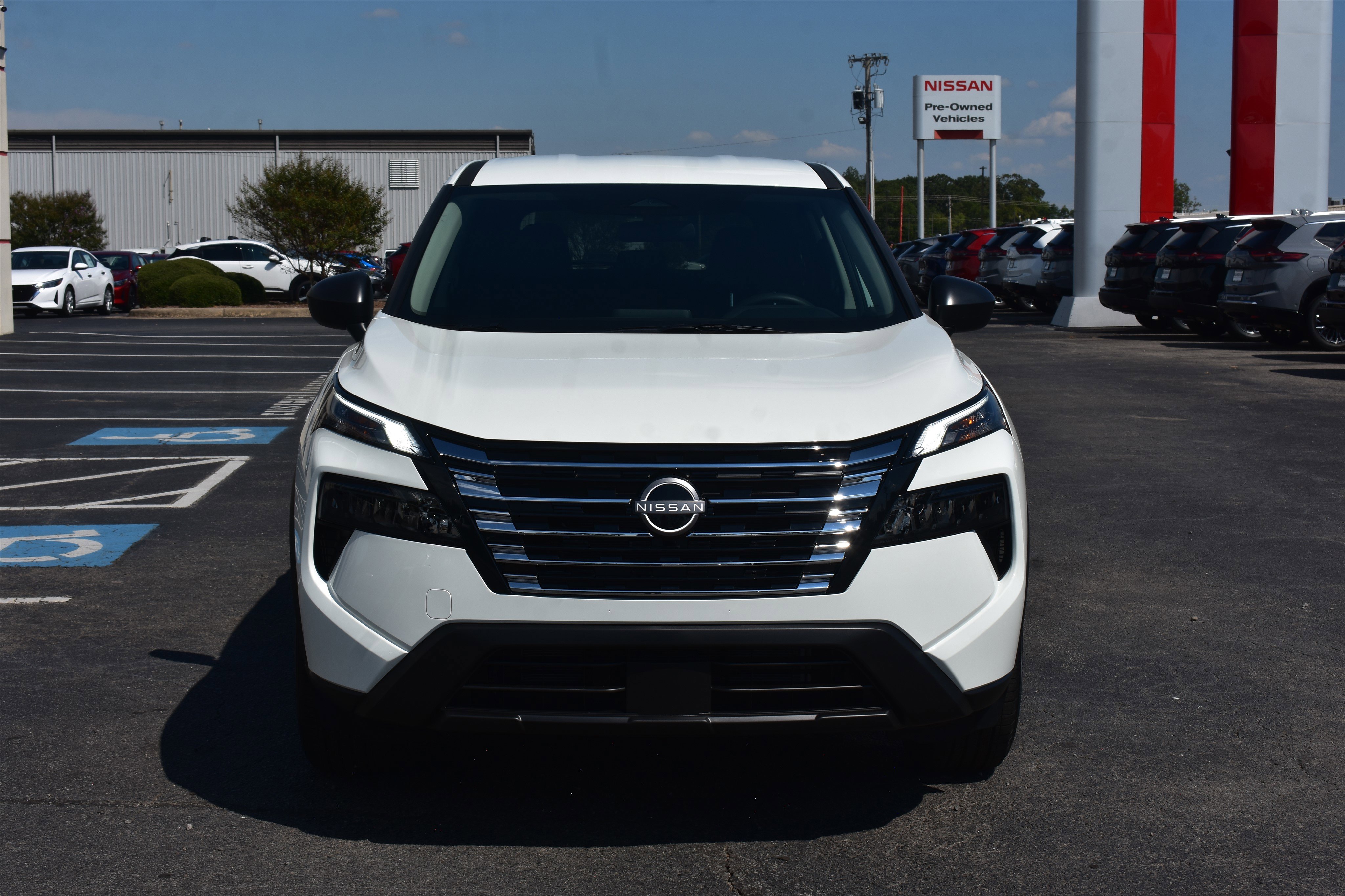 2026 Nissan Rogue S photo 2