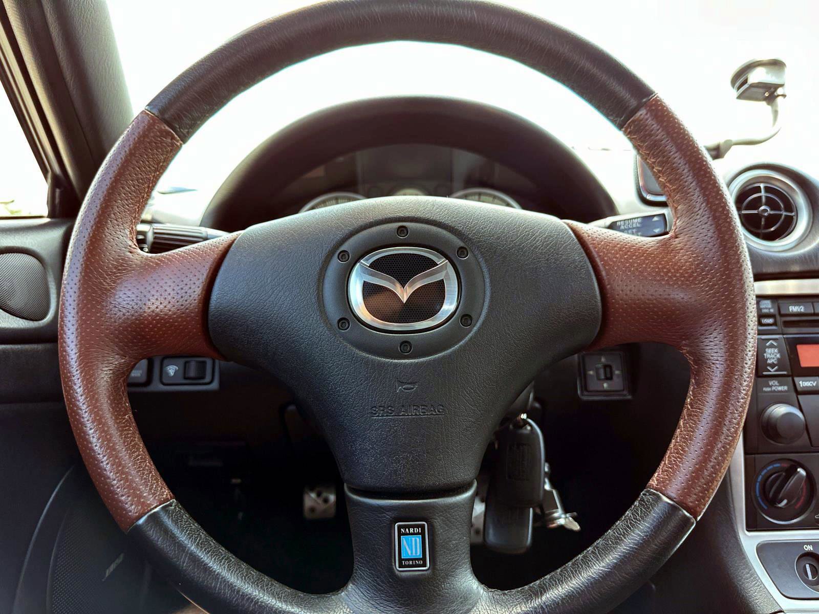 2002 Mazda MX-5 Miata Miata photo 20