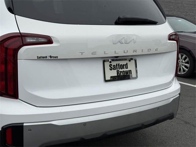 2024 Kia Telluride LX photo 10