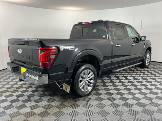 2025 Ford F-150 Lariat photo 4