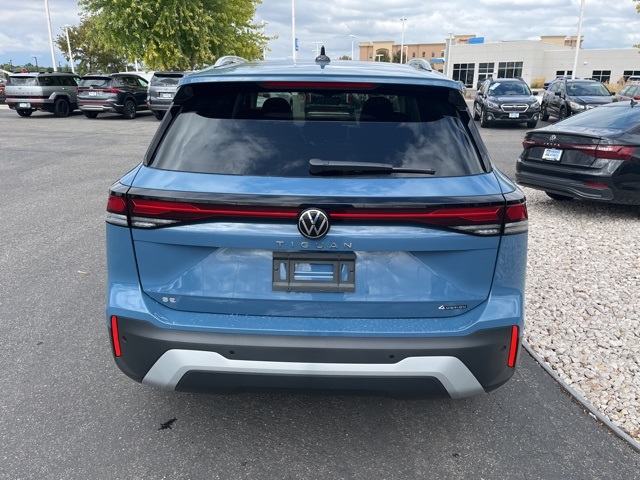 2025 Volkswagen Tiguan SE photo 4