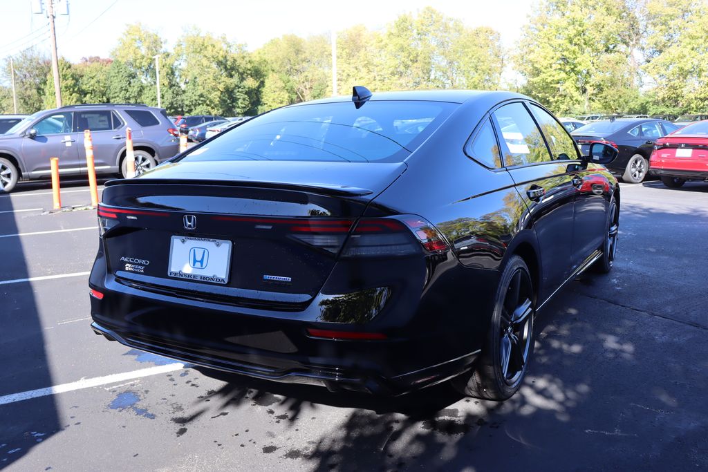 2025 Honda Accord Hybrid Sport-L photo 5