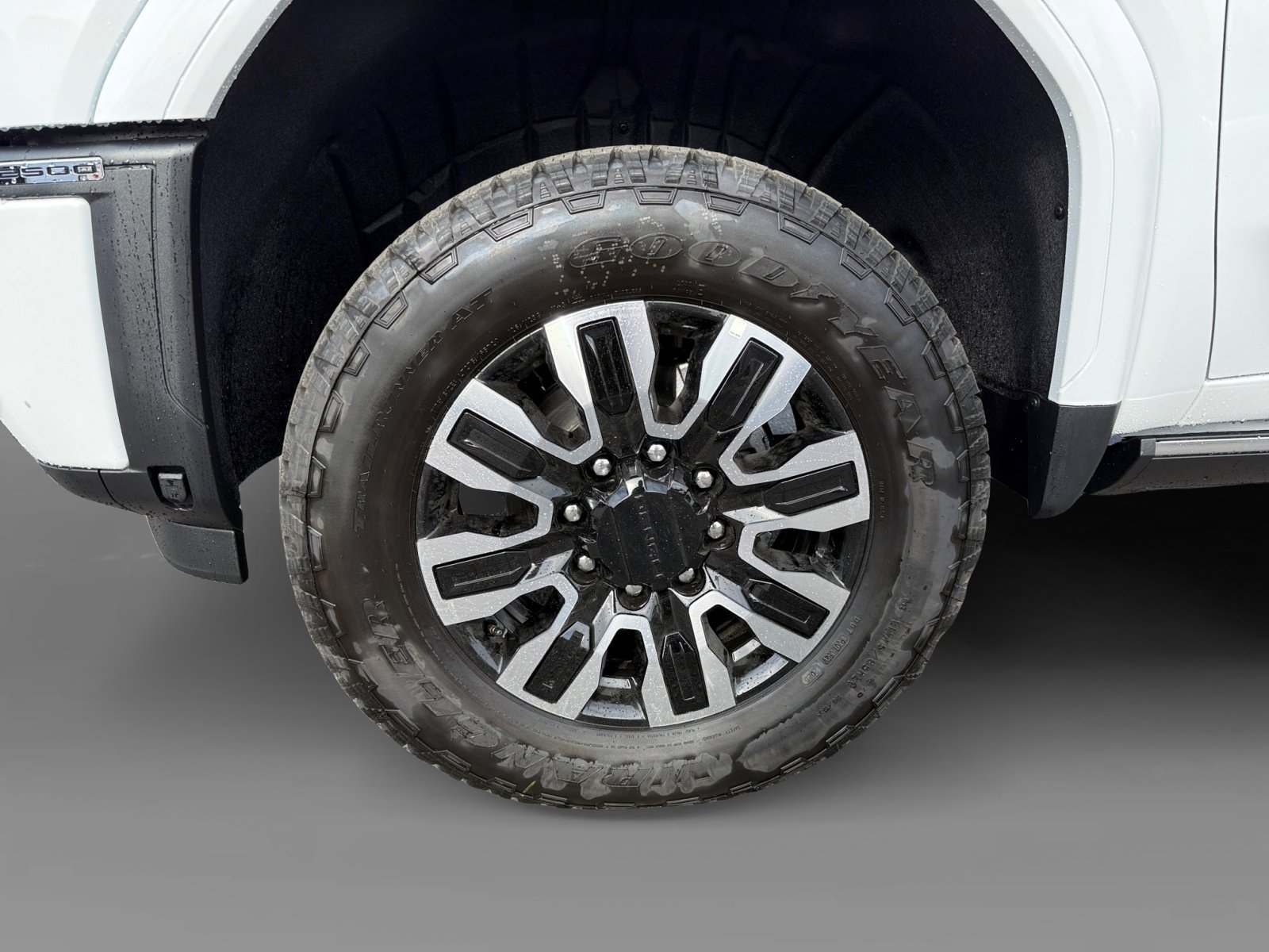 2025 Gmc Sierra 2500 HD Denali Ultimate photo 9