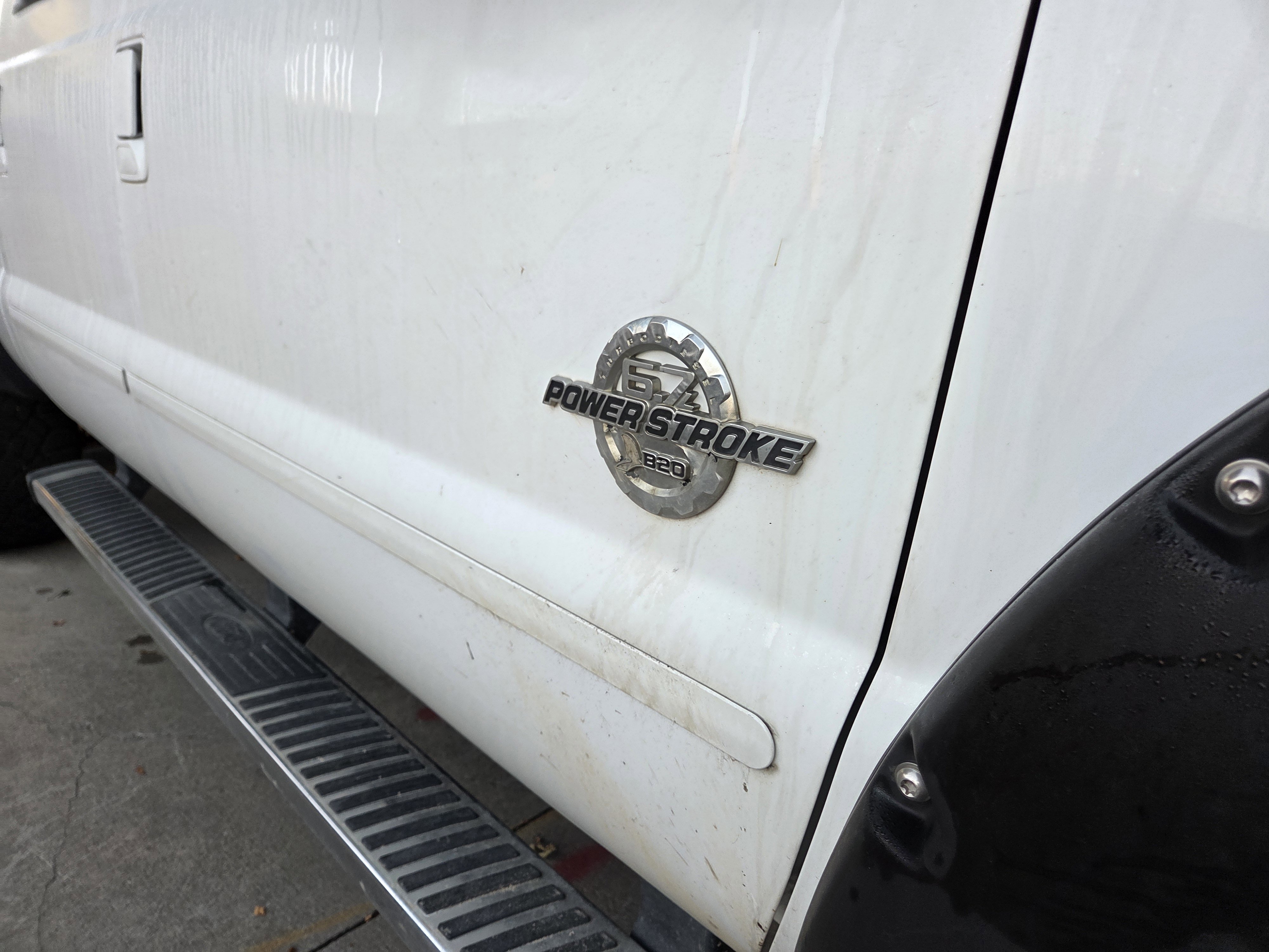 2012 Ford F-350 Lariat photo 3