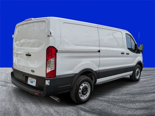 2025 Ford Transit Cargo Van photo 3