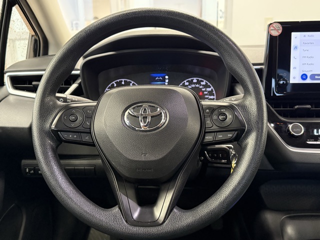 2024 Toyota Corolla LE photo 3
