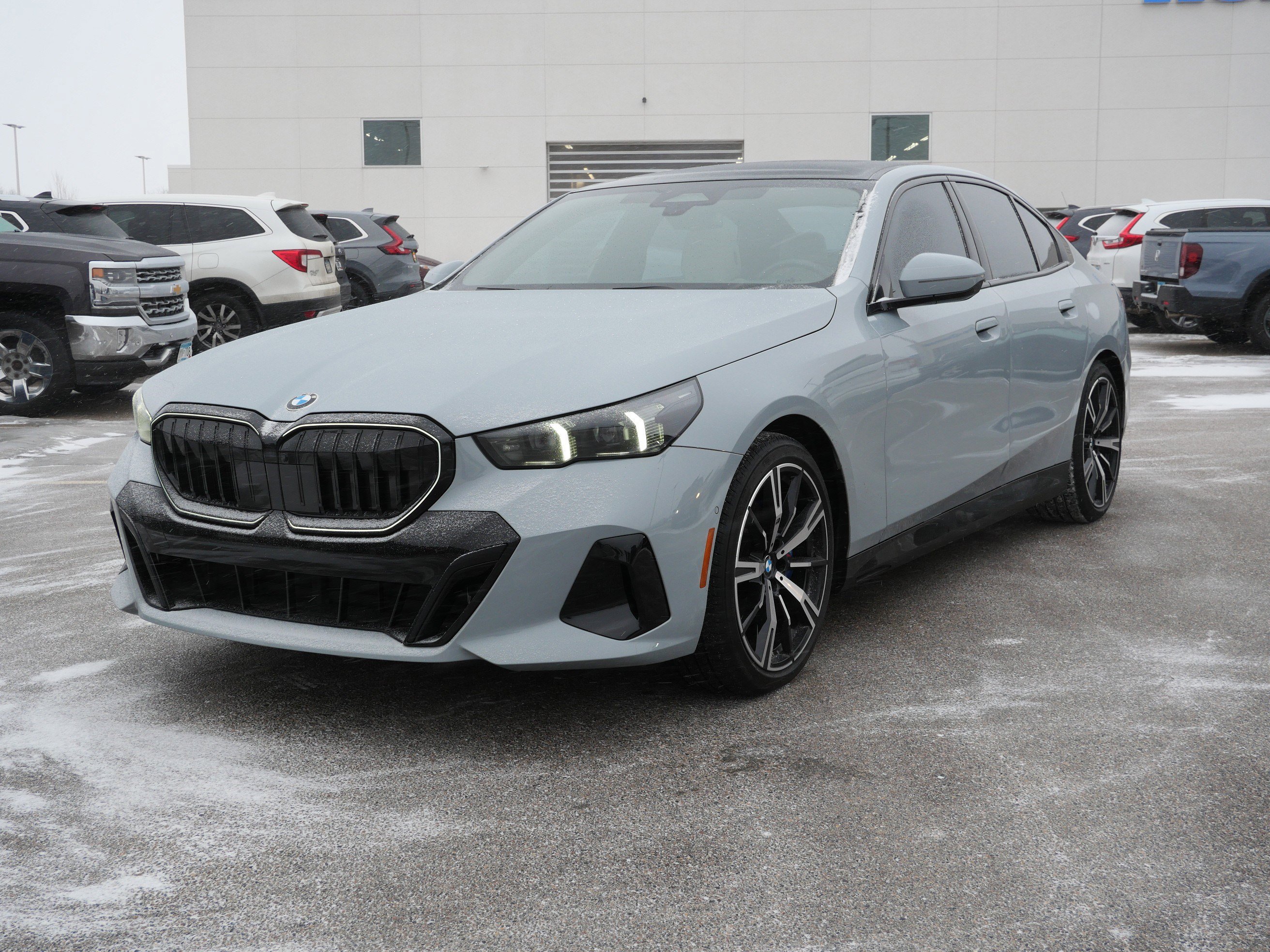 Used 2024 BMW 5 Series 530i with VIN WBA53FJ04RCP82326 for sale in Waite Park, Minnesota
