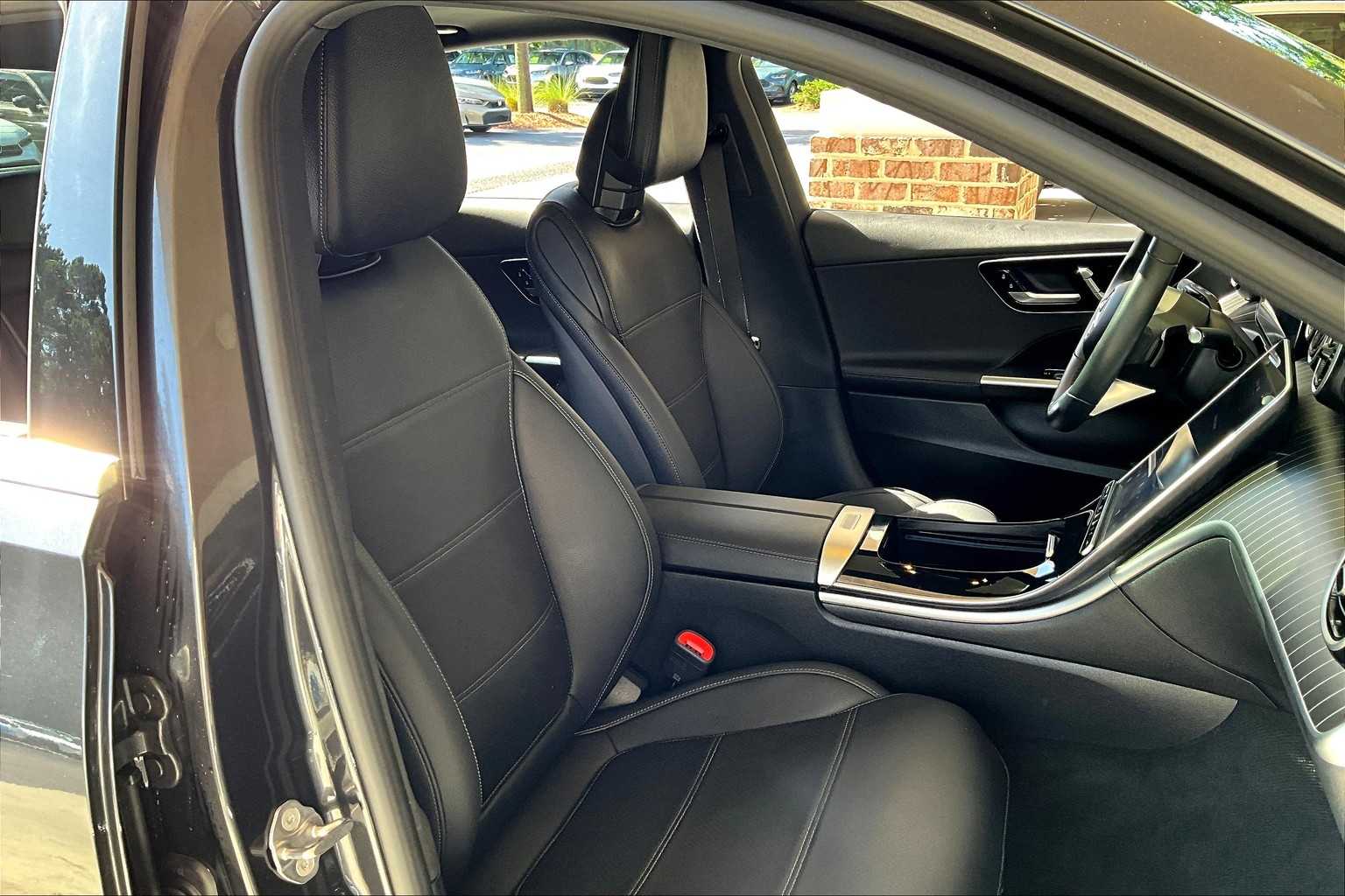 2024 Mercedes Benz C 300 photo 8