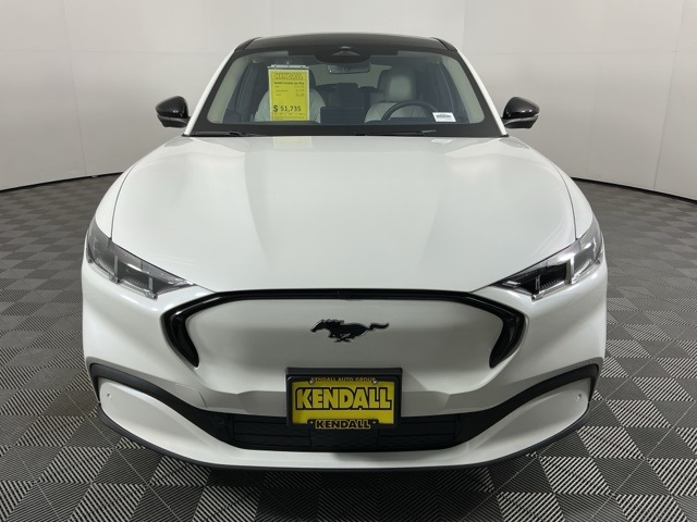 2025 Ford Mustang Mach-E Premium photo 2