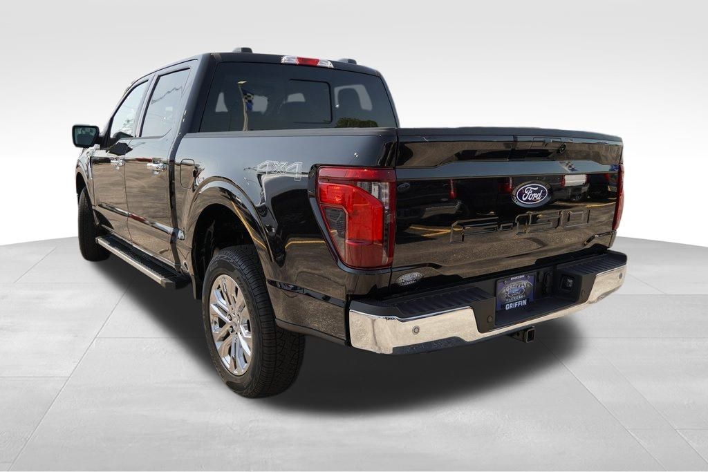 2025 Ford F-150 XLT photo 5
