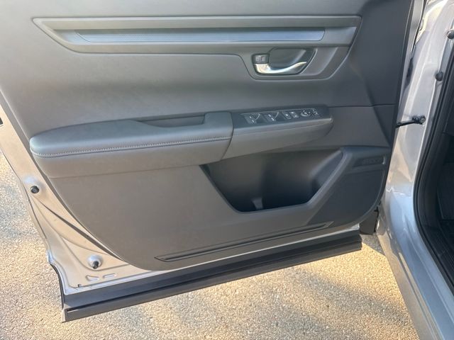 2026 Honda CR-V EX photo 8