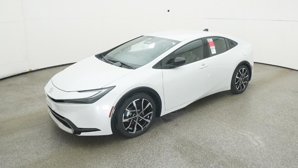 2026 Toyota Prius XSE's photo