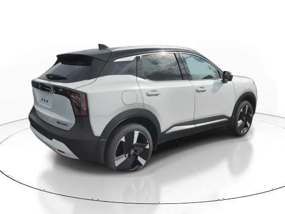 2025 Nissan Kicks SR photo 3