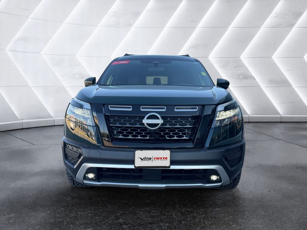 2025 Nissan Pathfinder Rock Creek photo 2