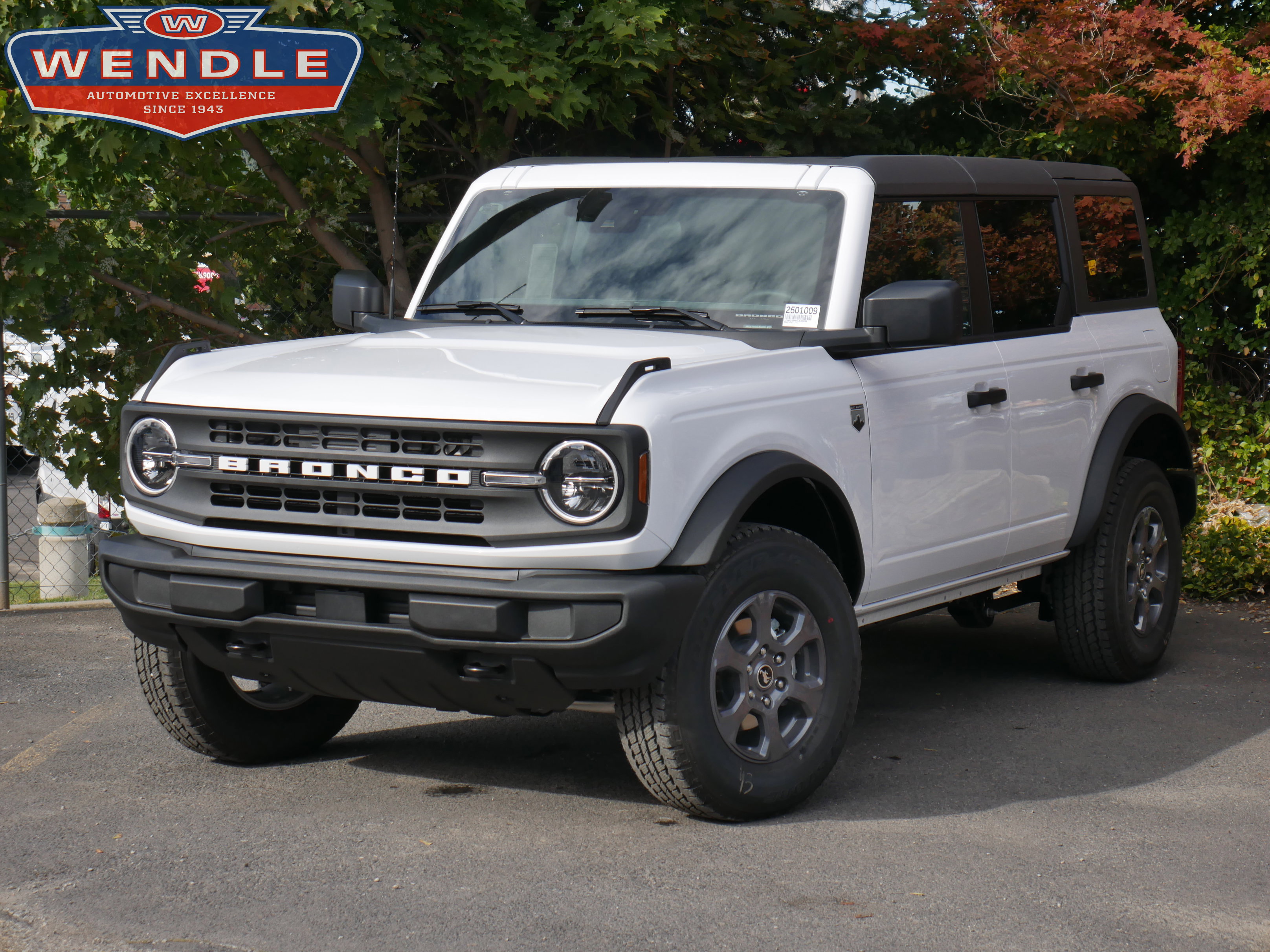 2025 Ford Bronco 4-Door Big Bend's photo