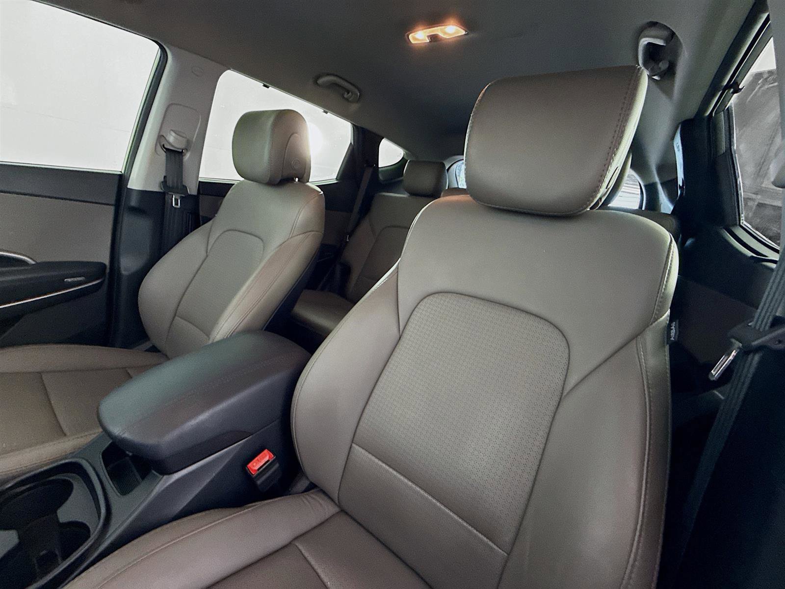 2016 Hyundai Santa Fe Sport Base photo 10
