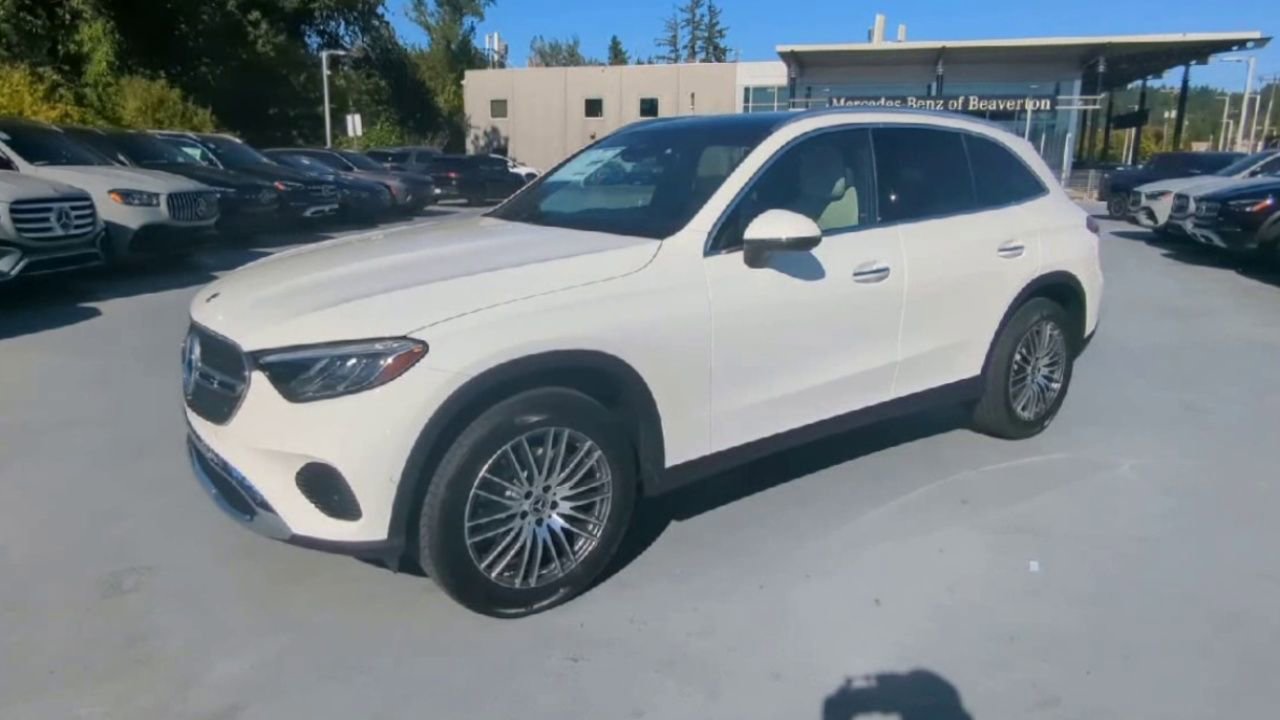 2026 Mercedes Benz GLC 300 4MATIC photo 28