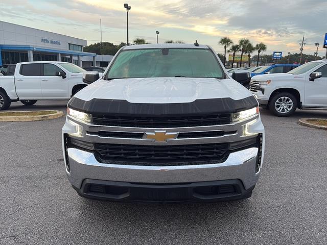 2022 Chevrolet Silverado 1500 LT photo 2
