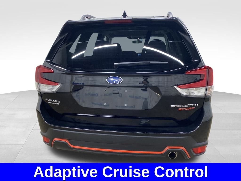 2022 Subaru Forester Sport photo 2