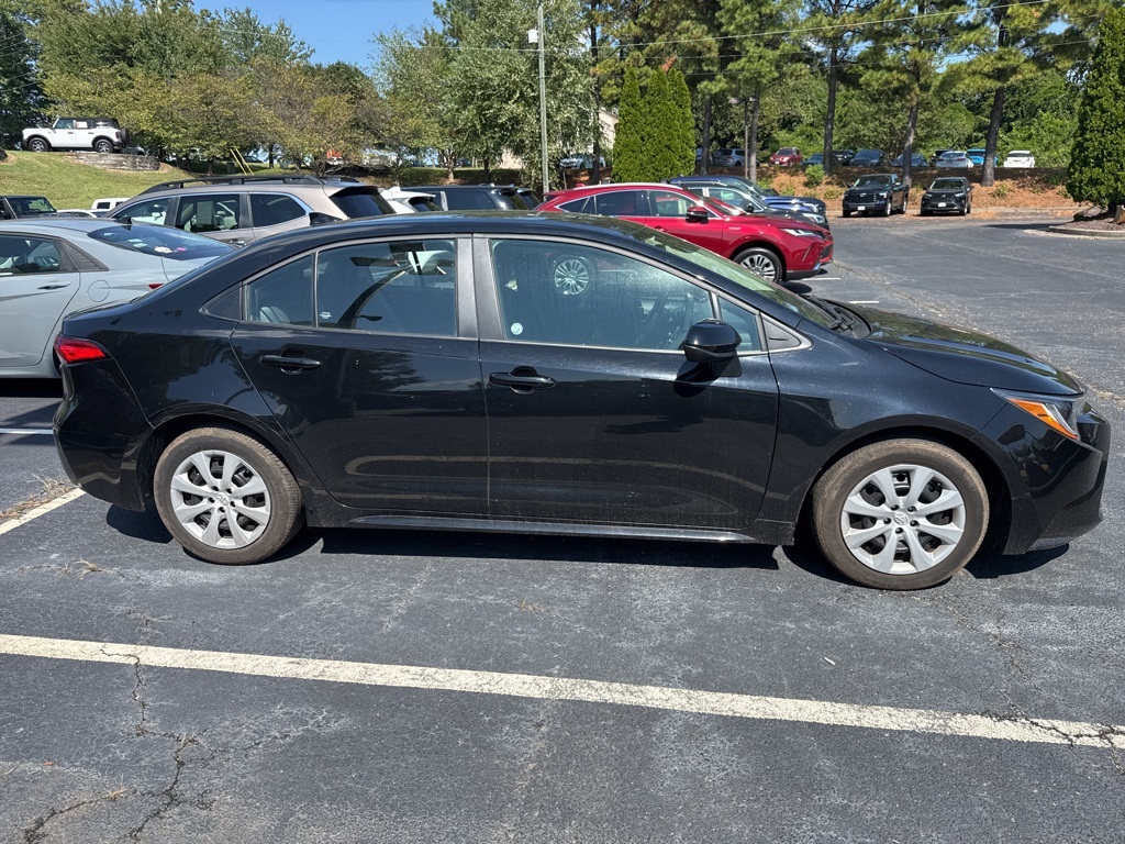 Used 2024 Toyota Corolla LE with VIN 5YFB4MDE3RP127449 for sale in Northfield, Minnesota