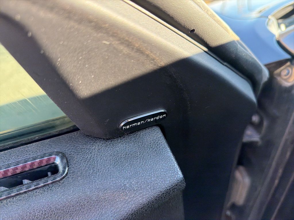 2023 Dodge Charger R/T photo 16