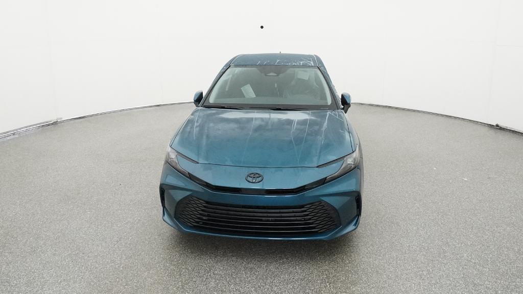 2026 Toyota Camry LE photo 2