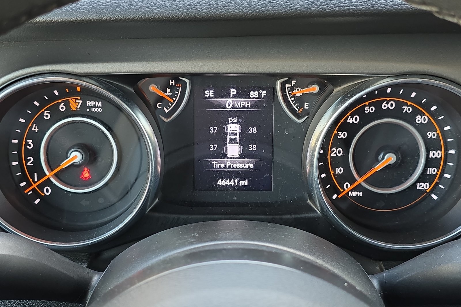2023 Jeep Gladiator Sport photo 28
