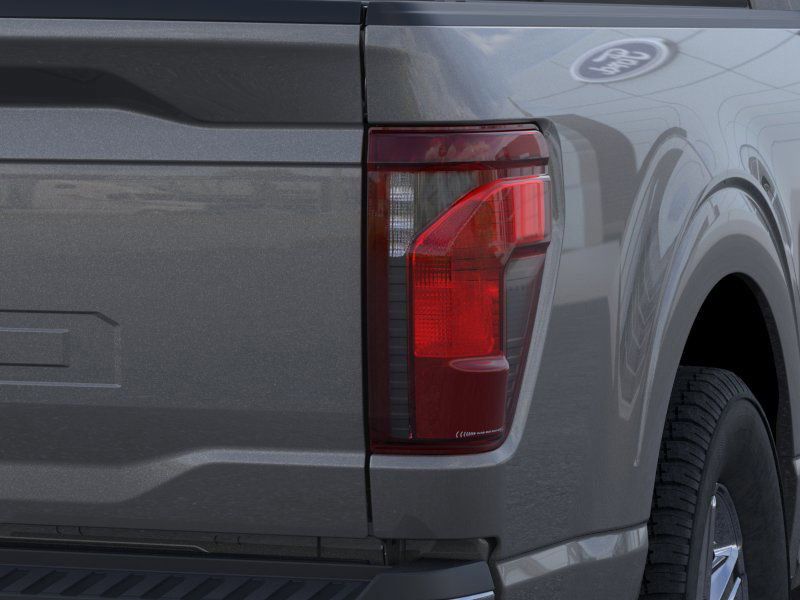 2025 Ford F-150 XLT photo 18