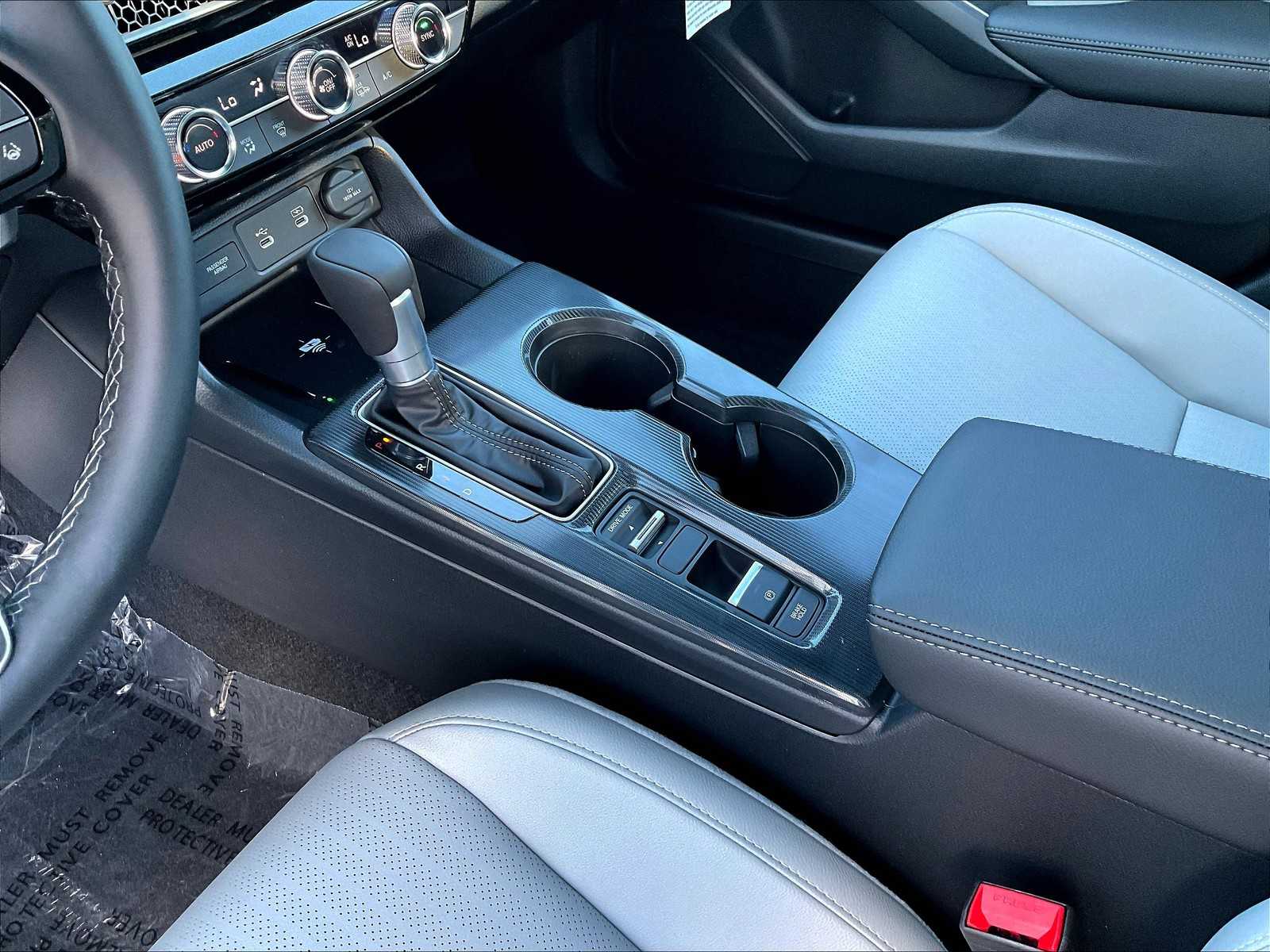 2026 Honda Civic Hybrid Sport Touring photo 12