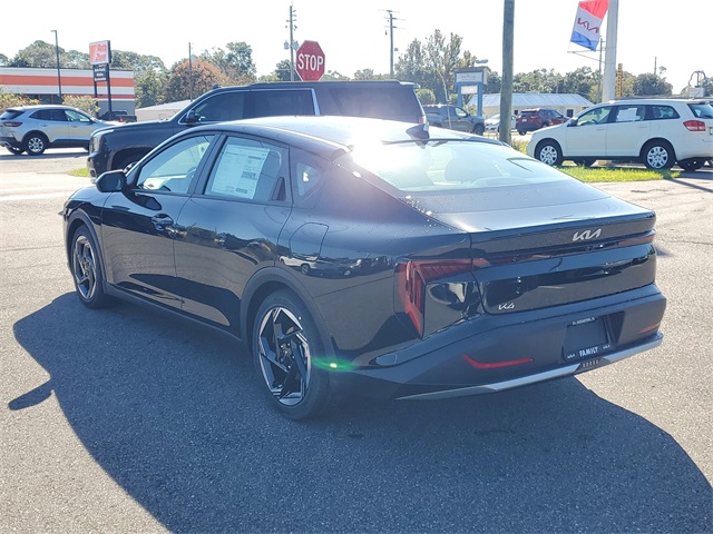 2025 Kia K4 EX photo 3